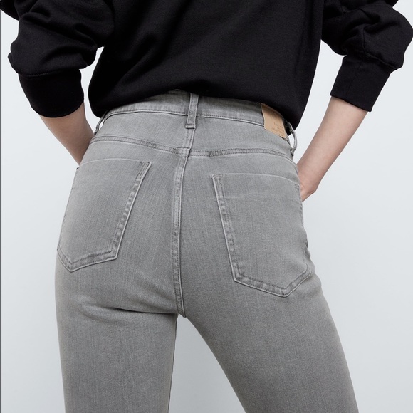 ZARA Hi Rise Skinny Jeans - Picture 2 of 11